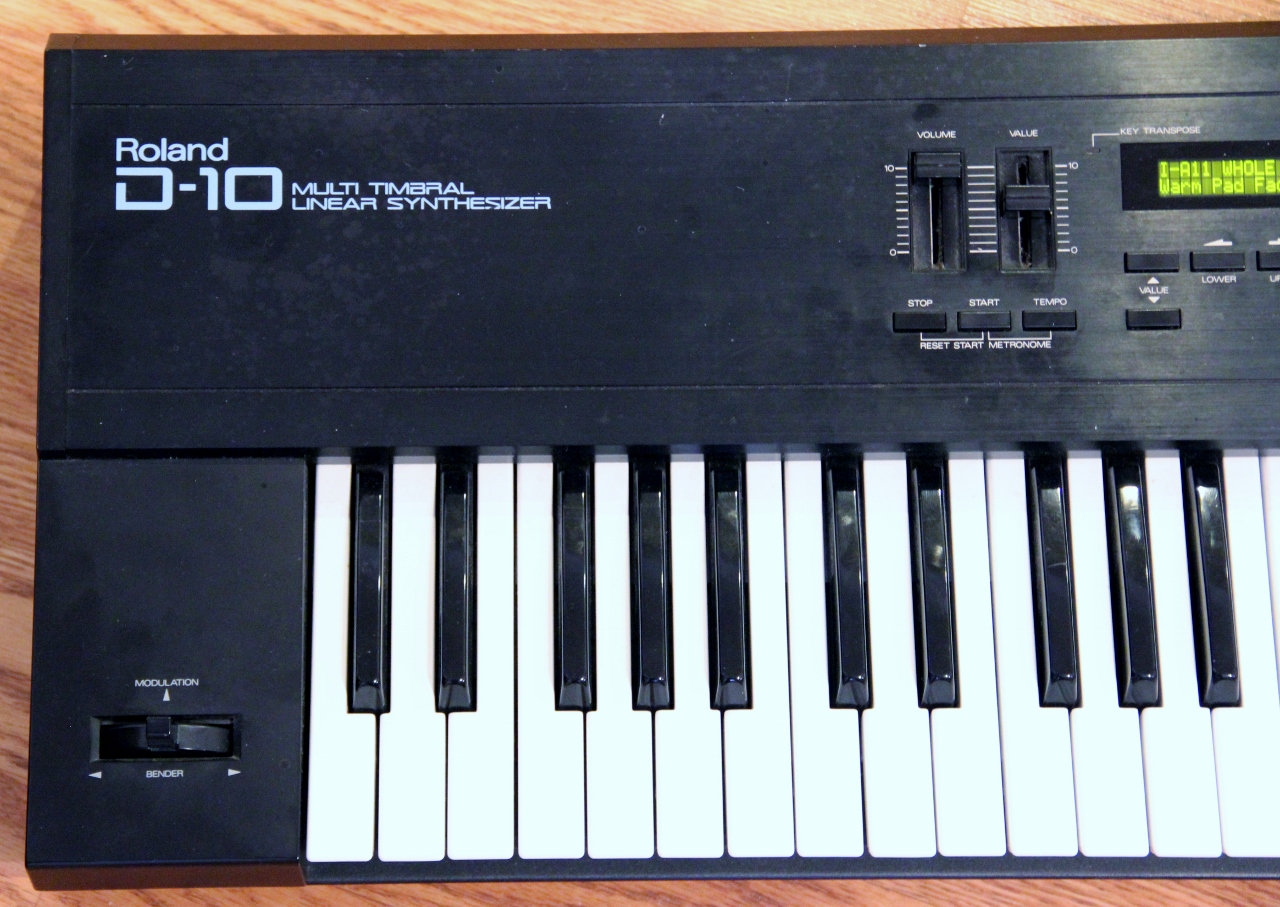 Roland D-10 - 鍵盤楽器